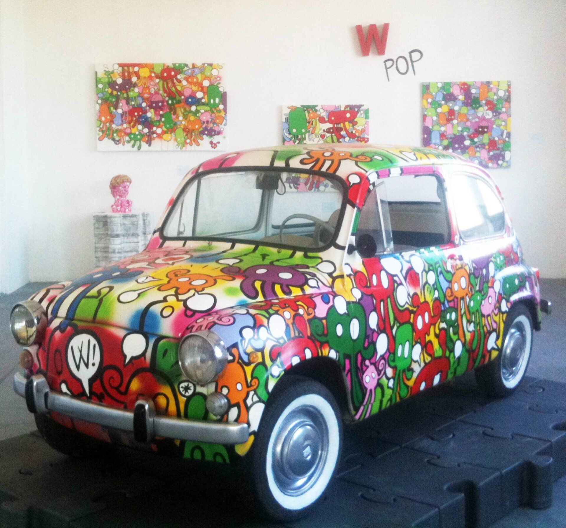 FIAT 600 del 1967 decorata da WillowArt — primo esemplare Artmobilisti